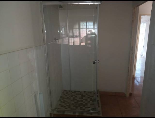 1 BEDROOM HOUSE TO LET IN VANDERBIJLPARK SE 7